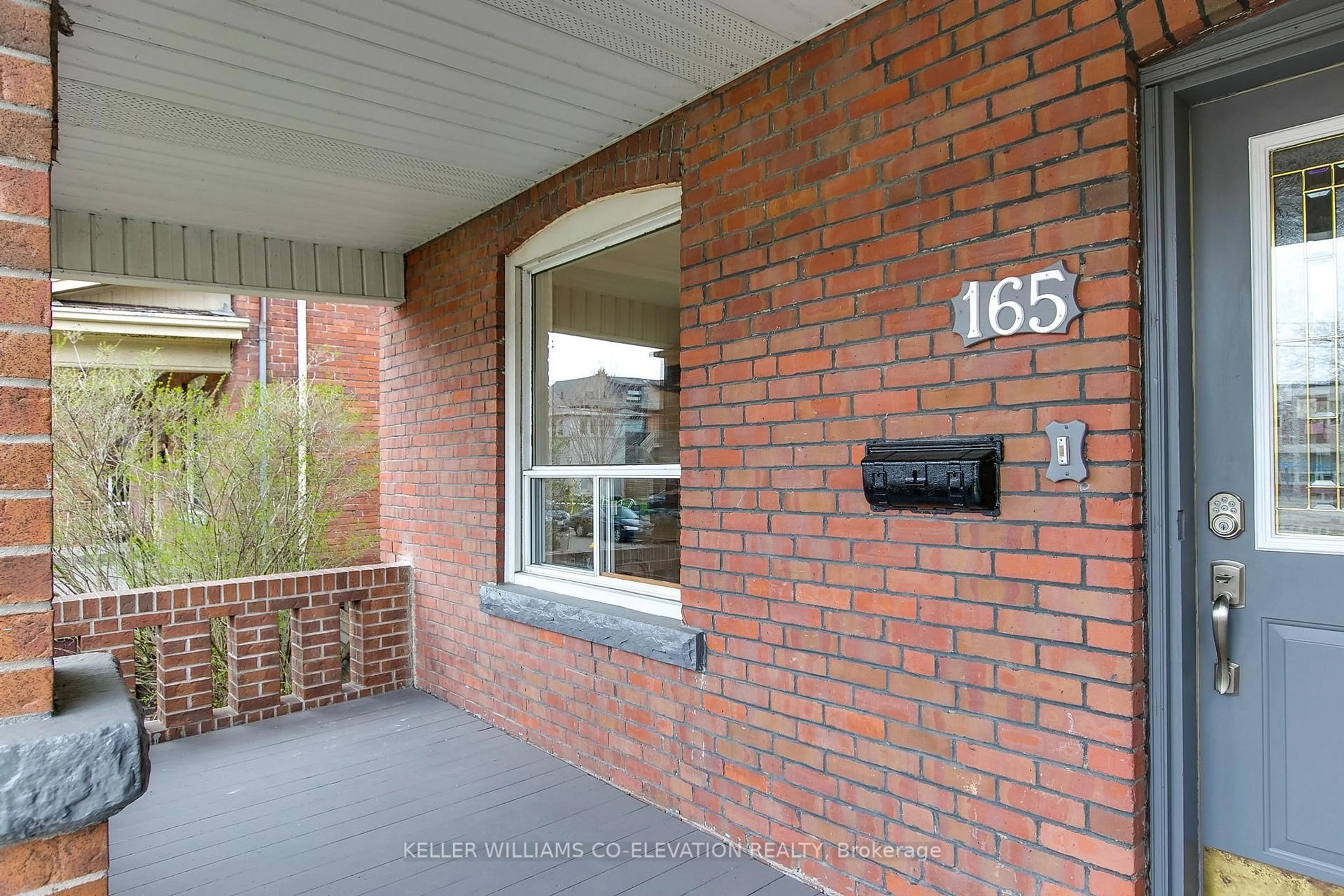 Unknown for 165 Galley Ave, Toronto Ontario M6R 1H3
