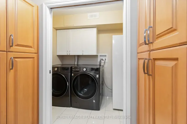 Additional property image - 1300 MISSISSAUGA VALLEY Blvd Unit 310
