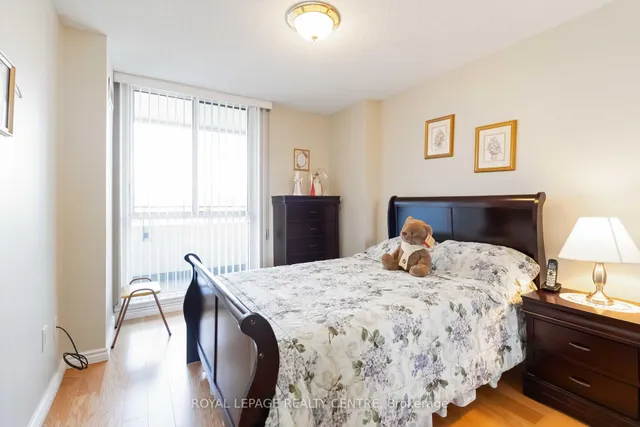 Additional property image - 1300 MISSISSAUGA VALLEY Blvd Unit 310