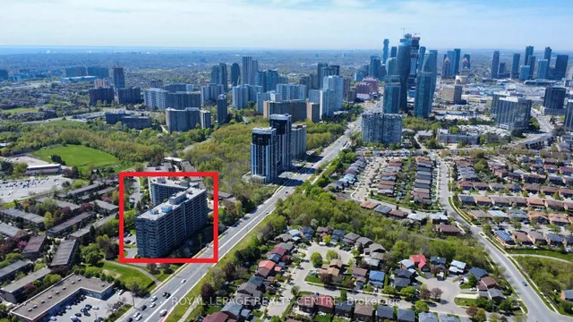 Additional property image - 1300 MISSISSAUGA VALLEY Blvd Unit 310