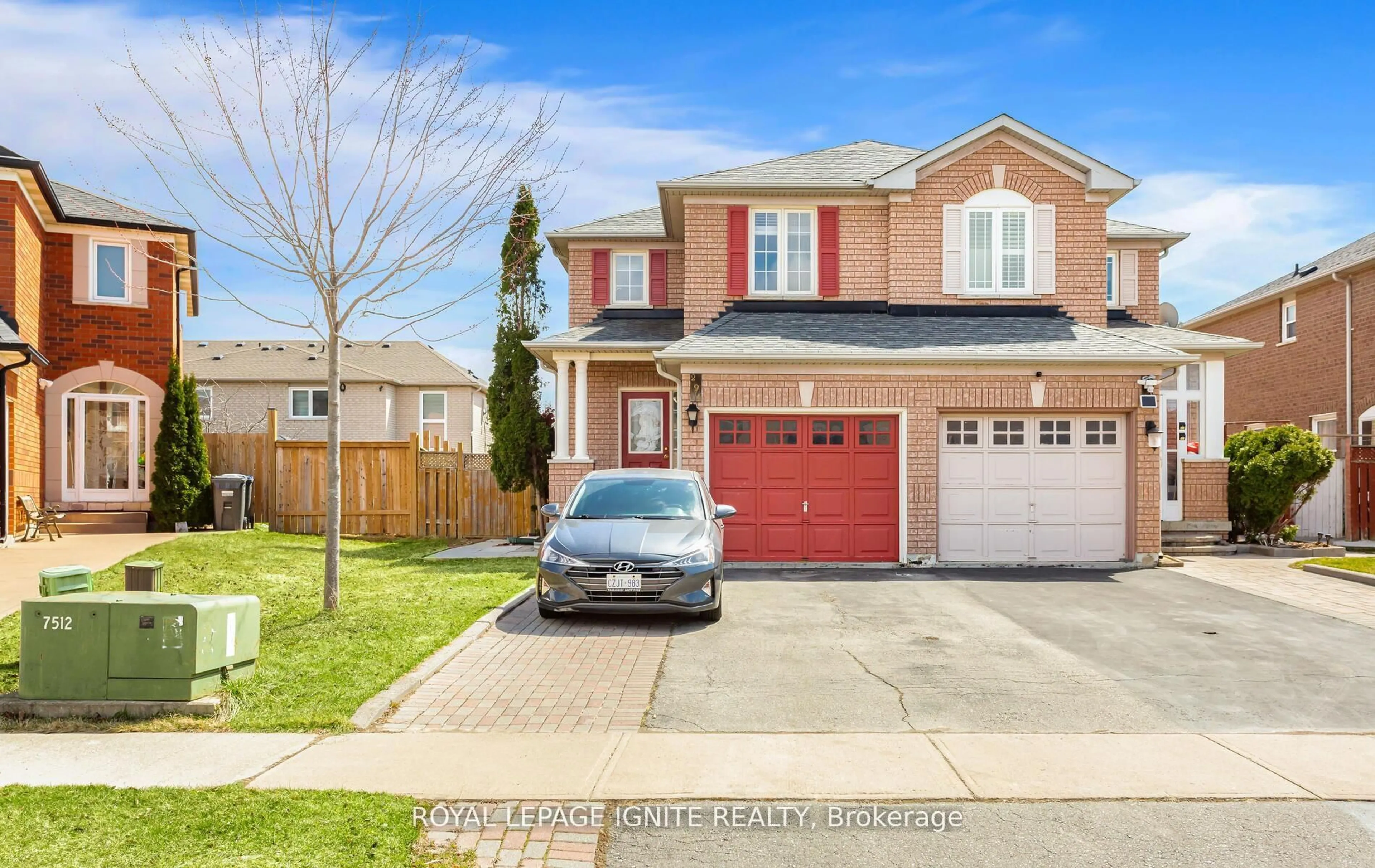 Home with brick exterior material, street for 294 Morningmist St, Brampton Ontario L6R 2B9