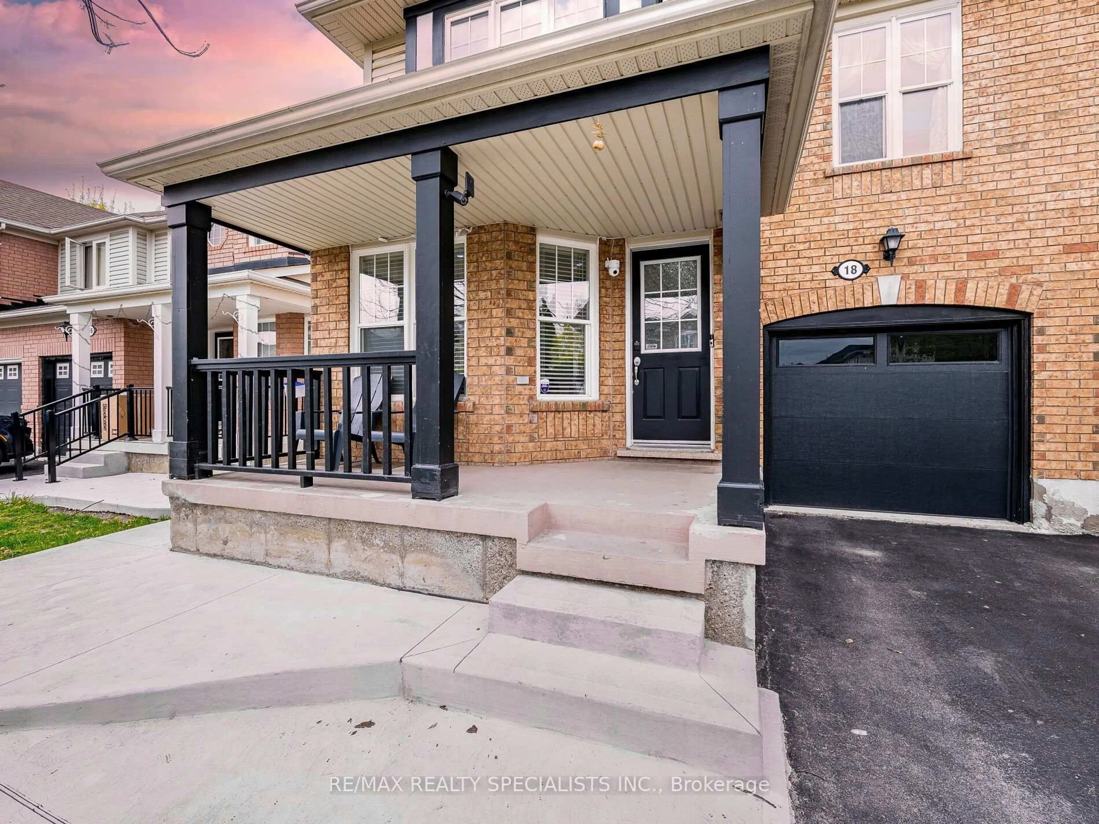 Unknown for 18 Jessop Dr, Brampton Ontario L7A 3M8