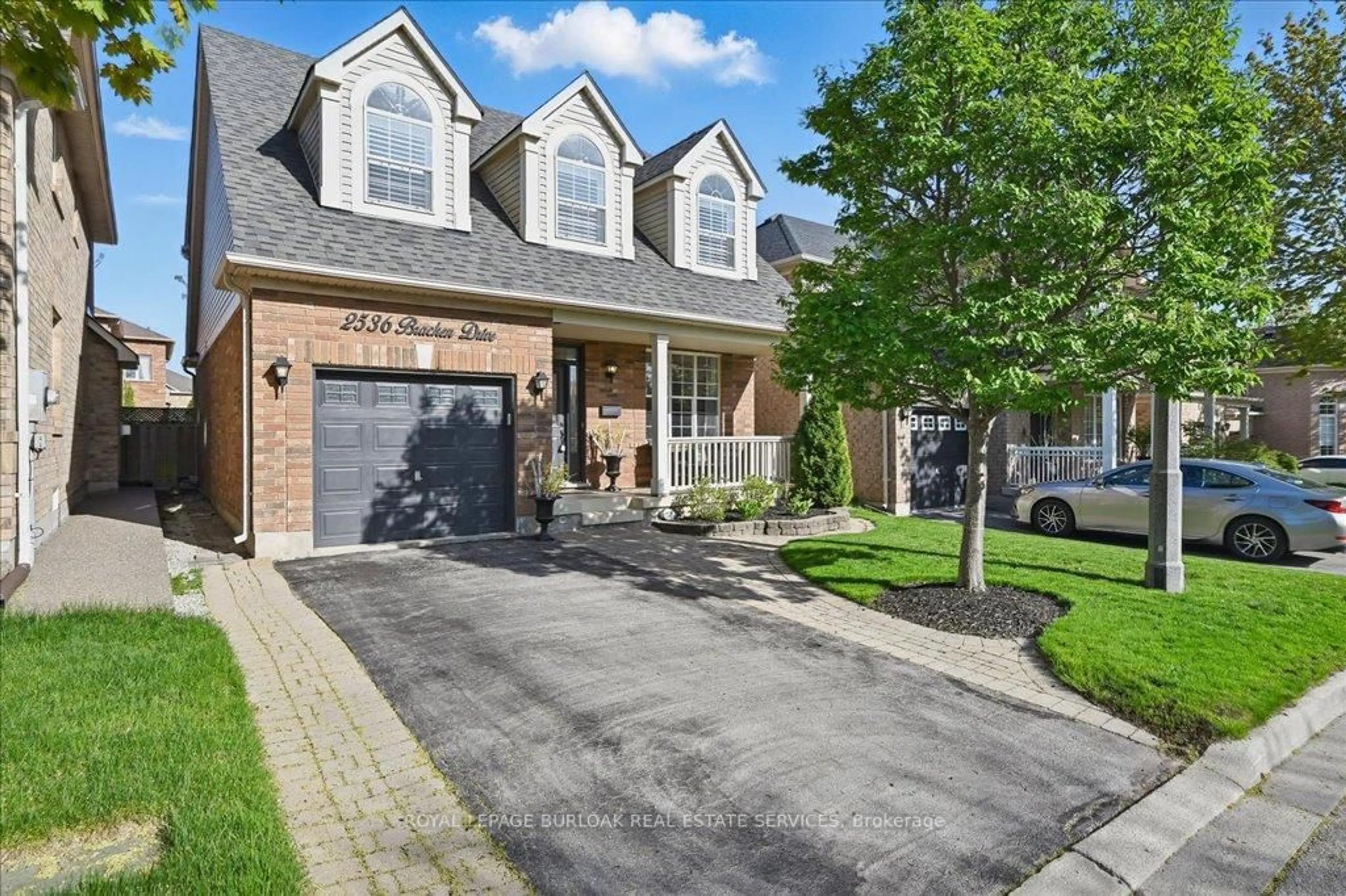Home with brick exterior material, street for 2536 Bracken Dr, Oakville Ontario L6M 4R7