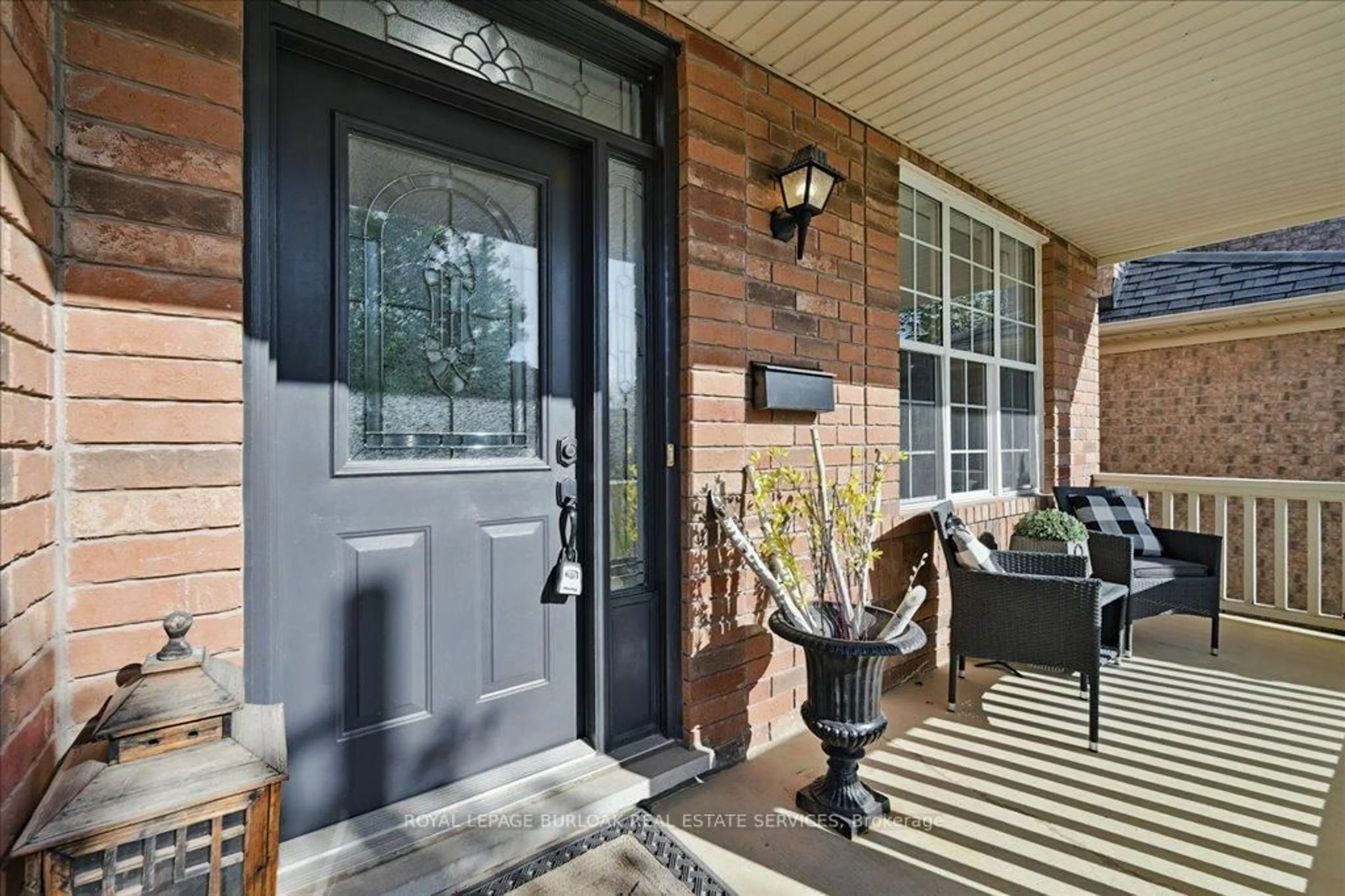 Home with brick exterior material, street for 2536 Bracken Dr, Oakville Ontario L6M 4R7