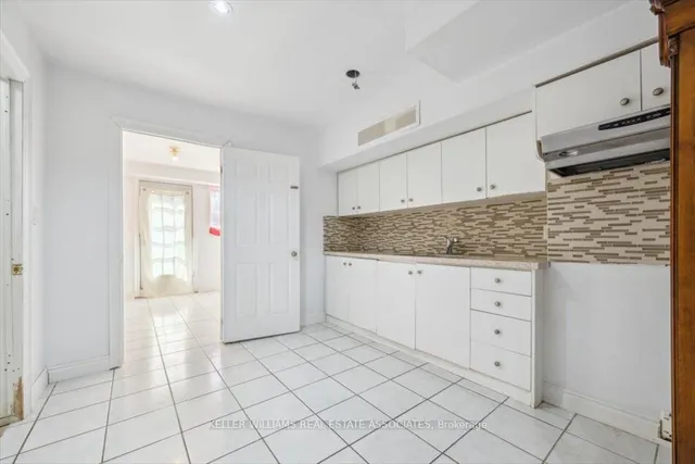 Additional property image - 24 Mount Dennis Dr Unit M24