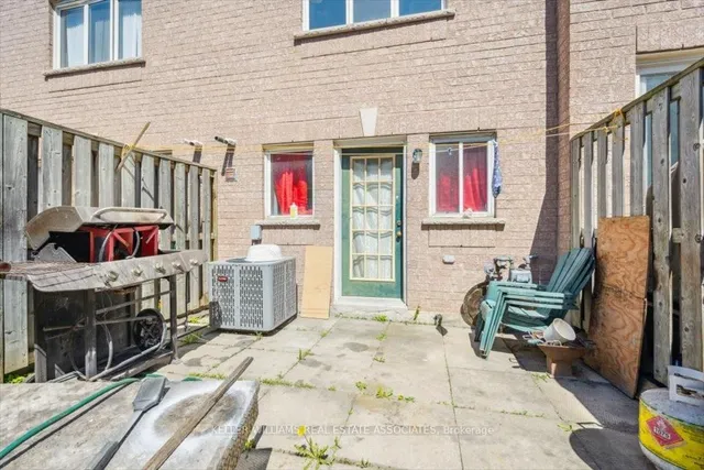 Additional property image - 24 Mount Dennis Dr Unit M24