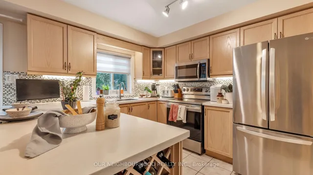 Additional property image - 1248 Guelph Line Unit 7