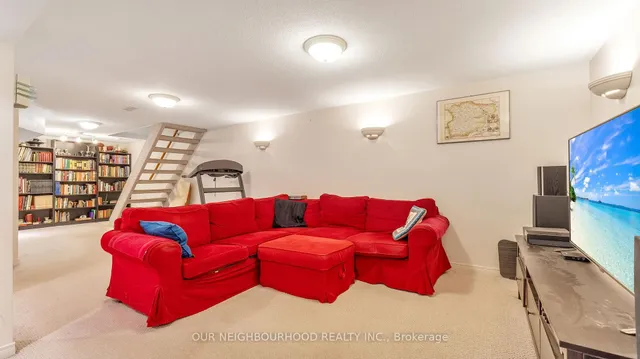 Additional property image - 616 Forestwood Crescent Cres