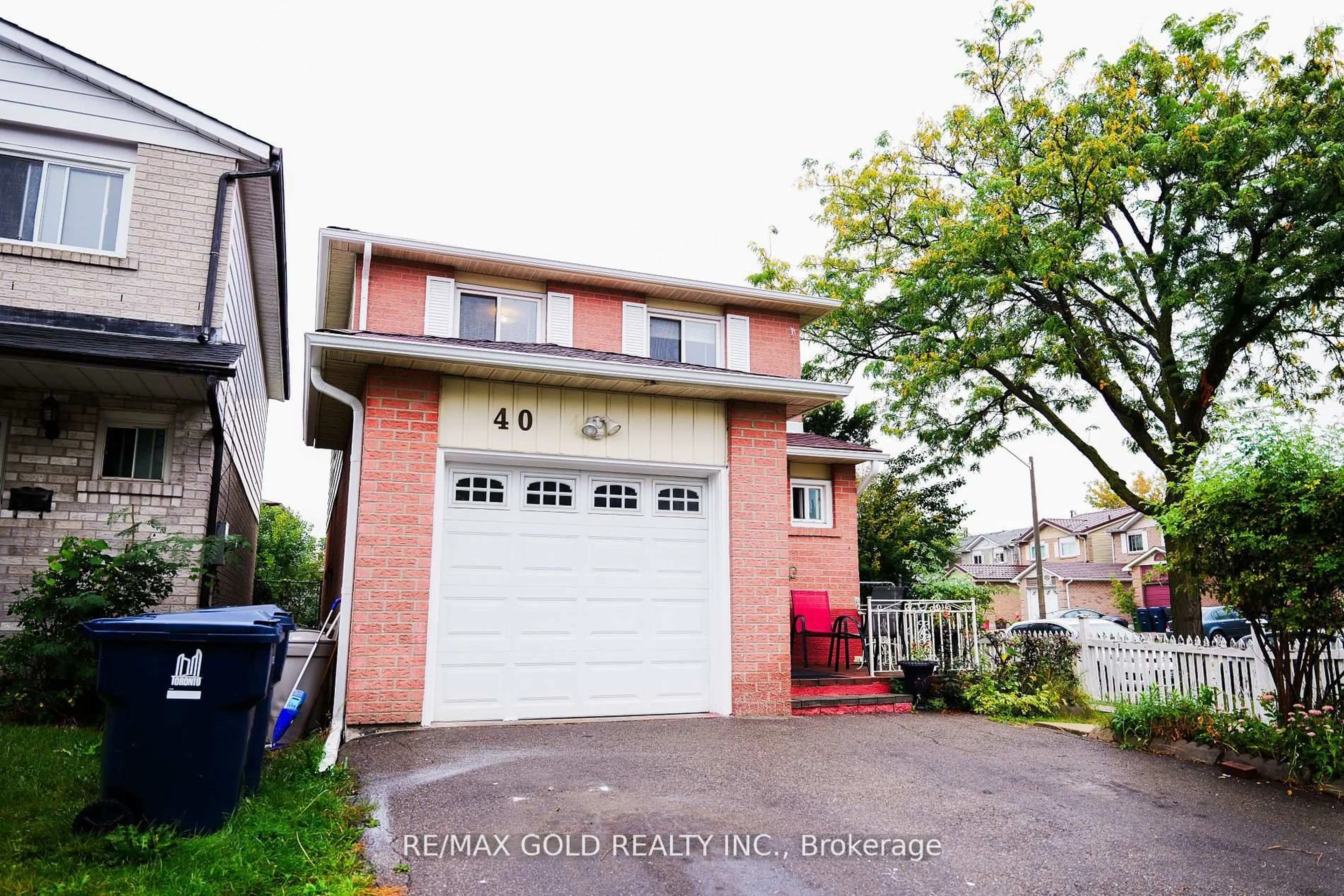 Home with brick exterior material, street for 40 Glen Hollow Ave, Toronto Ontario M9W 6C6