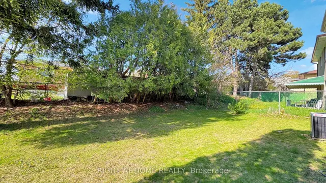 Primary image of 106 Grandravine Dr