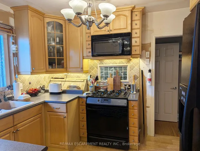 Additional property image - 35 Marcia Ave