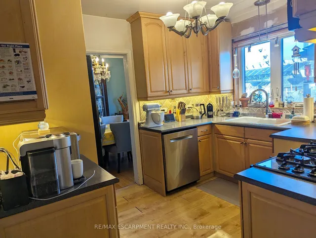 Additional property image - 35 Marcia Ave