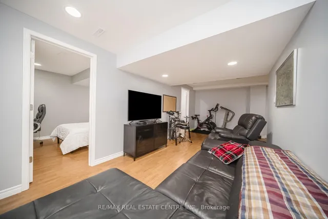 Additional image 9 of 36 Lockwood Rd