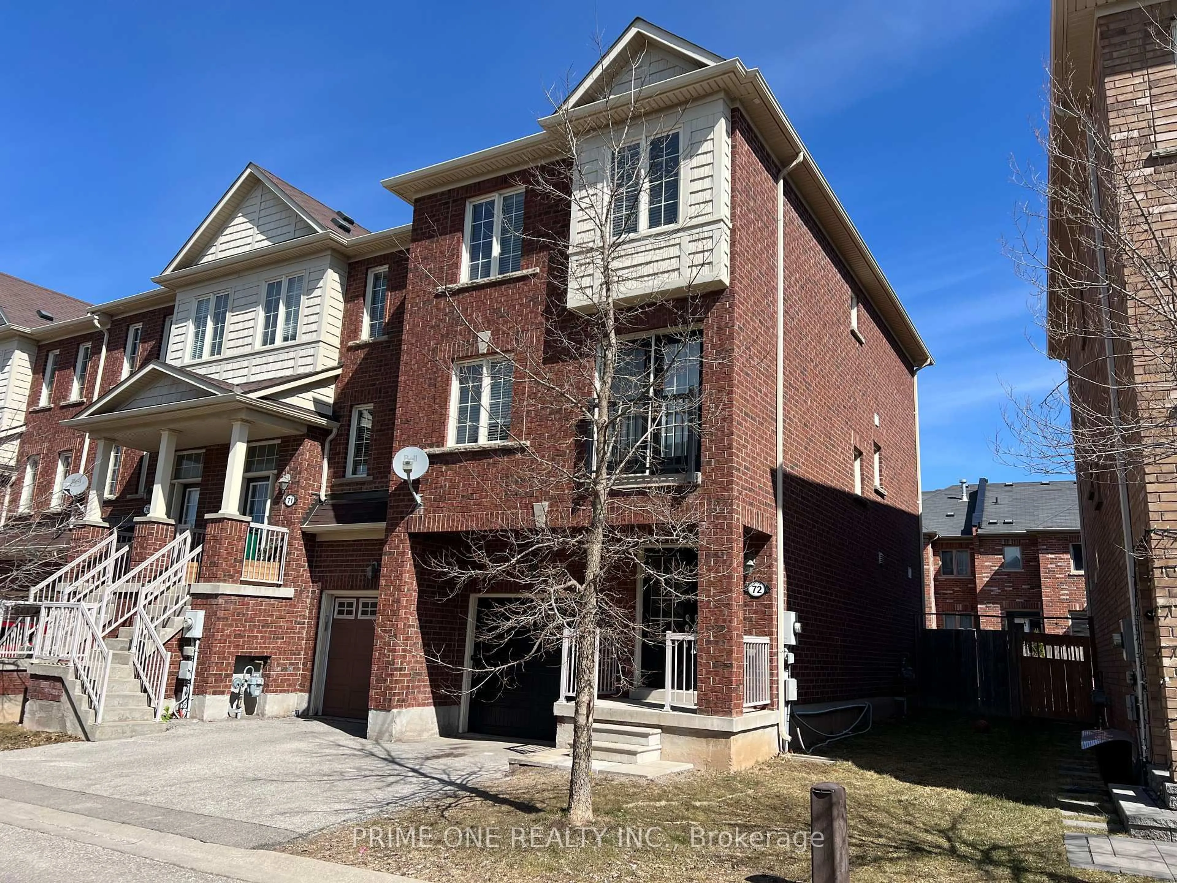 Home with brick exterior material, street for 2178 Fiddlers Way #72, Oakville Ontario L6M 0L5