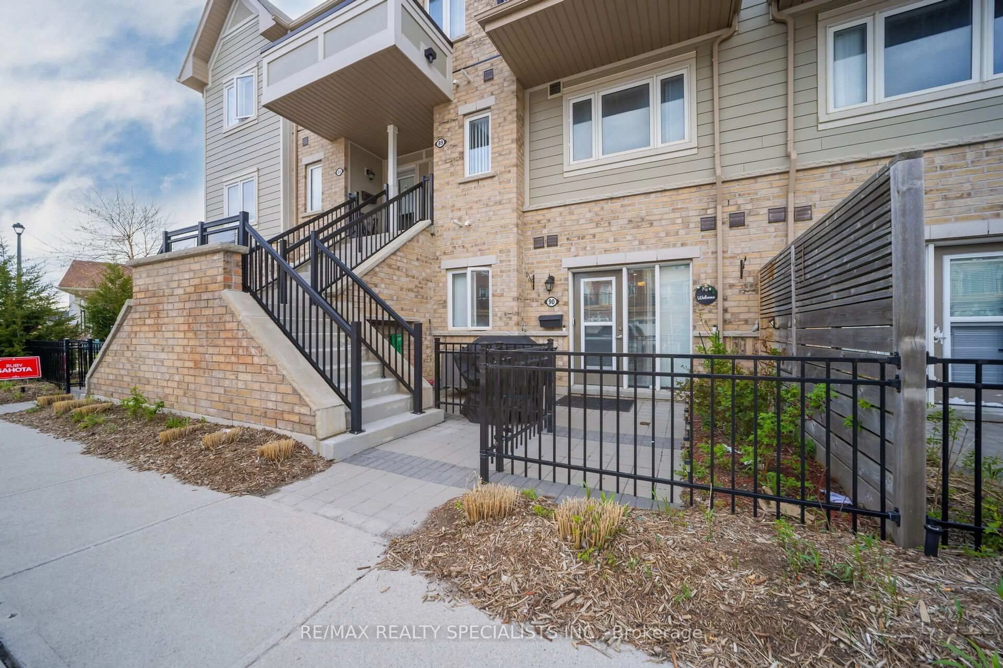 Unknown for 250 Sunny Meadow Blvd #90, Brampton Ontario L6R 3Y6