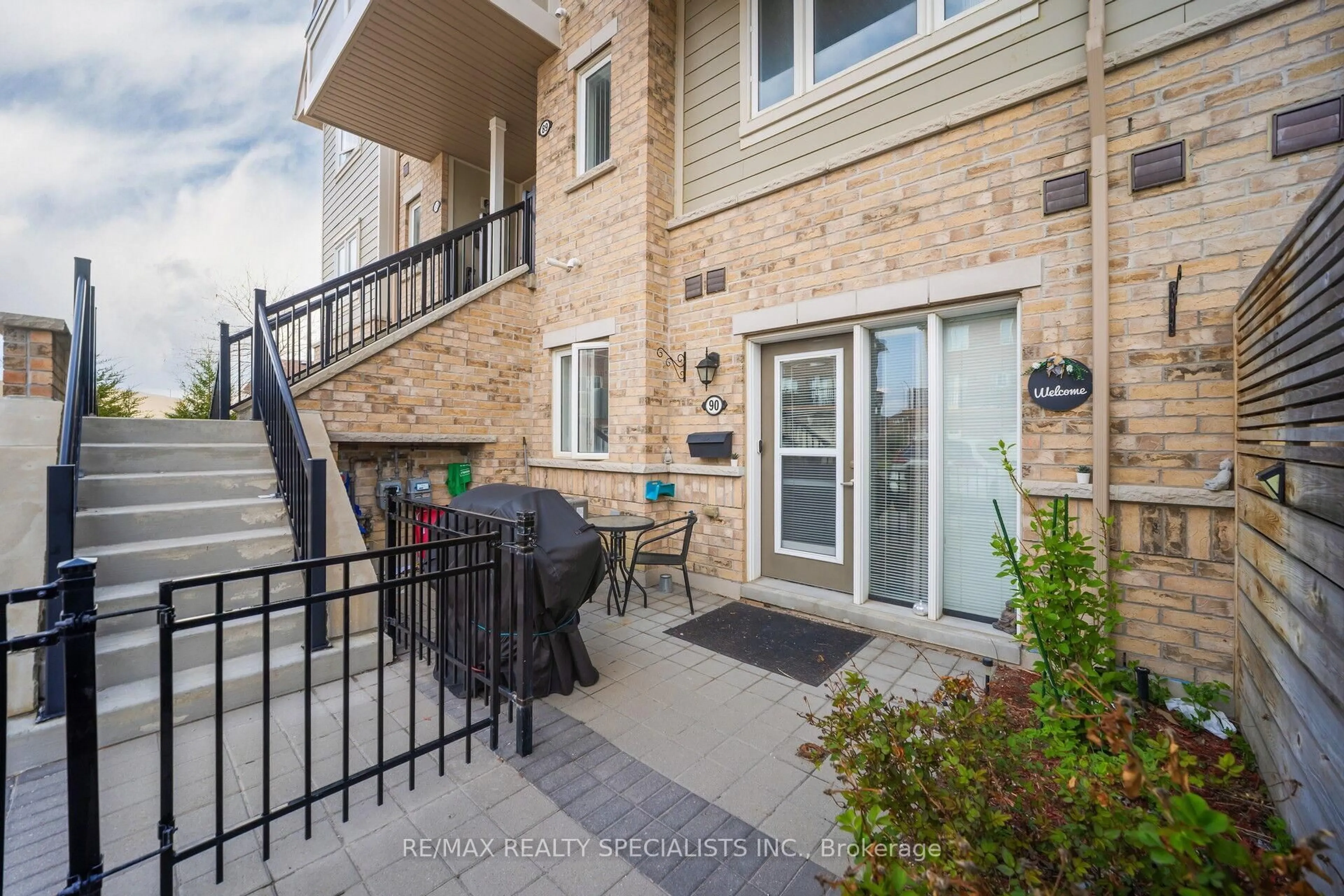 Patio, street for 250 Sunny Meadow Blvd #90, Brampton Ontario L6R 3Y6