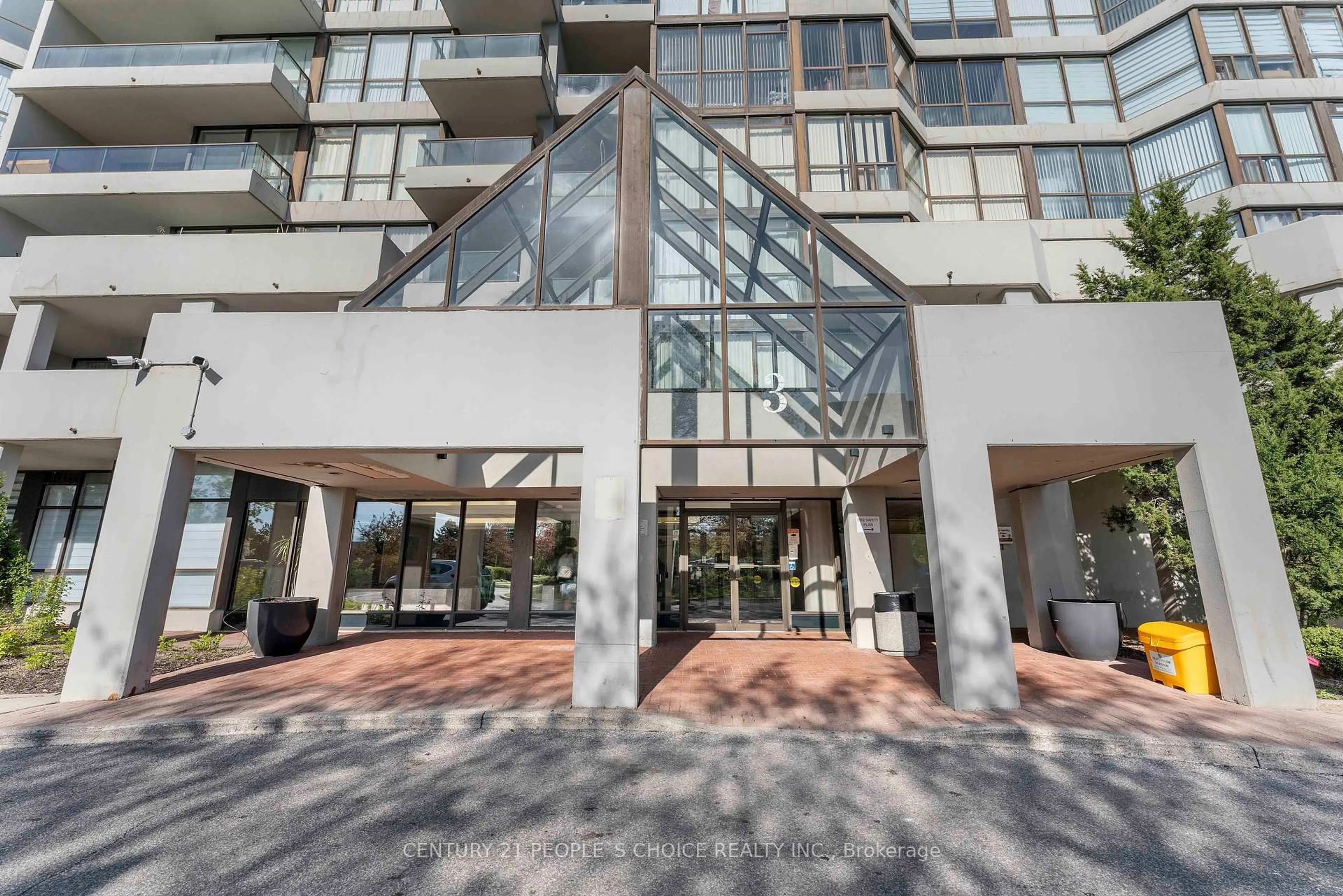 Indoor foyer for 3 Rowntree Rd #904, Toronto Ontario M9V 5G8