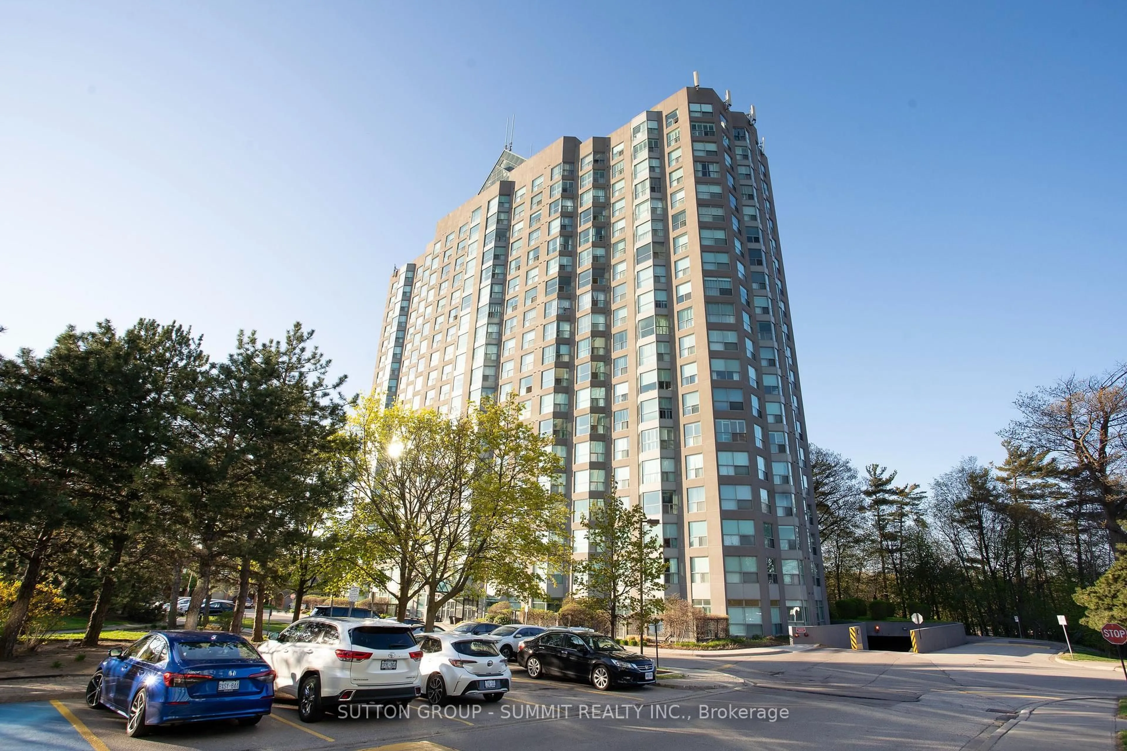A pic from outside/outdoor area/front of a property/back of a property/a pic from drone, building for 2155 Burnhamthorpe Rd #1208, Mississauga Ontario L5L 5P4