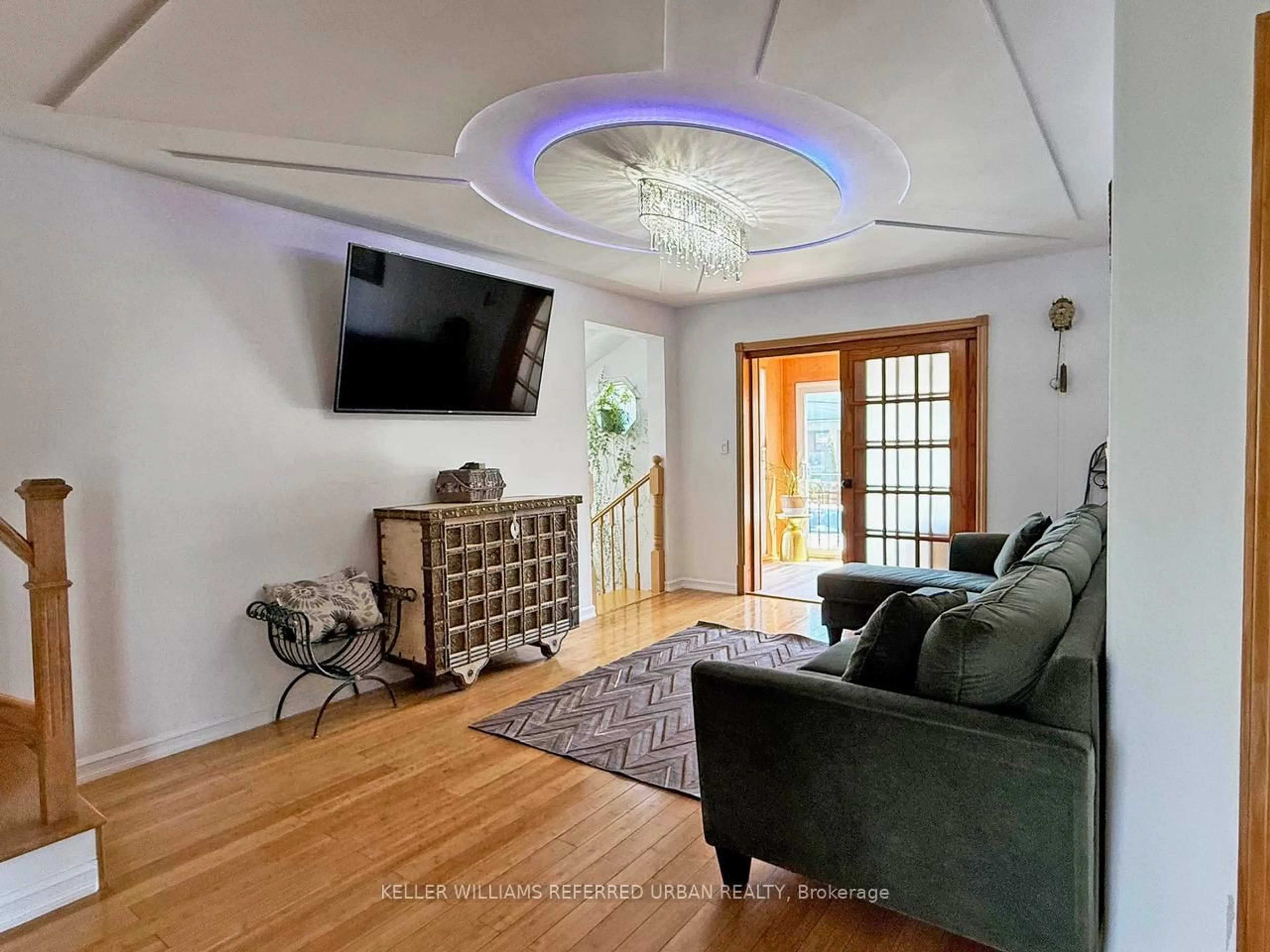 Living room with furniture, unknown for 6 Elmhurst Dr, Toronto Ontario M9W 2J3