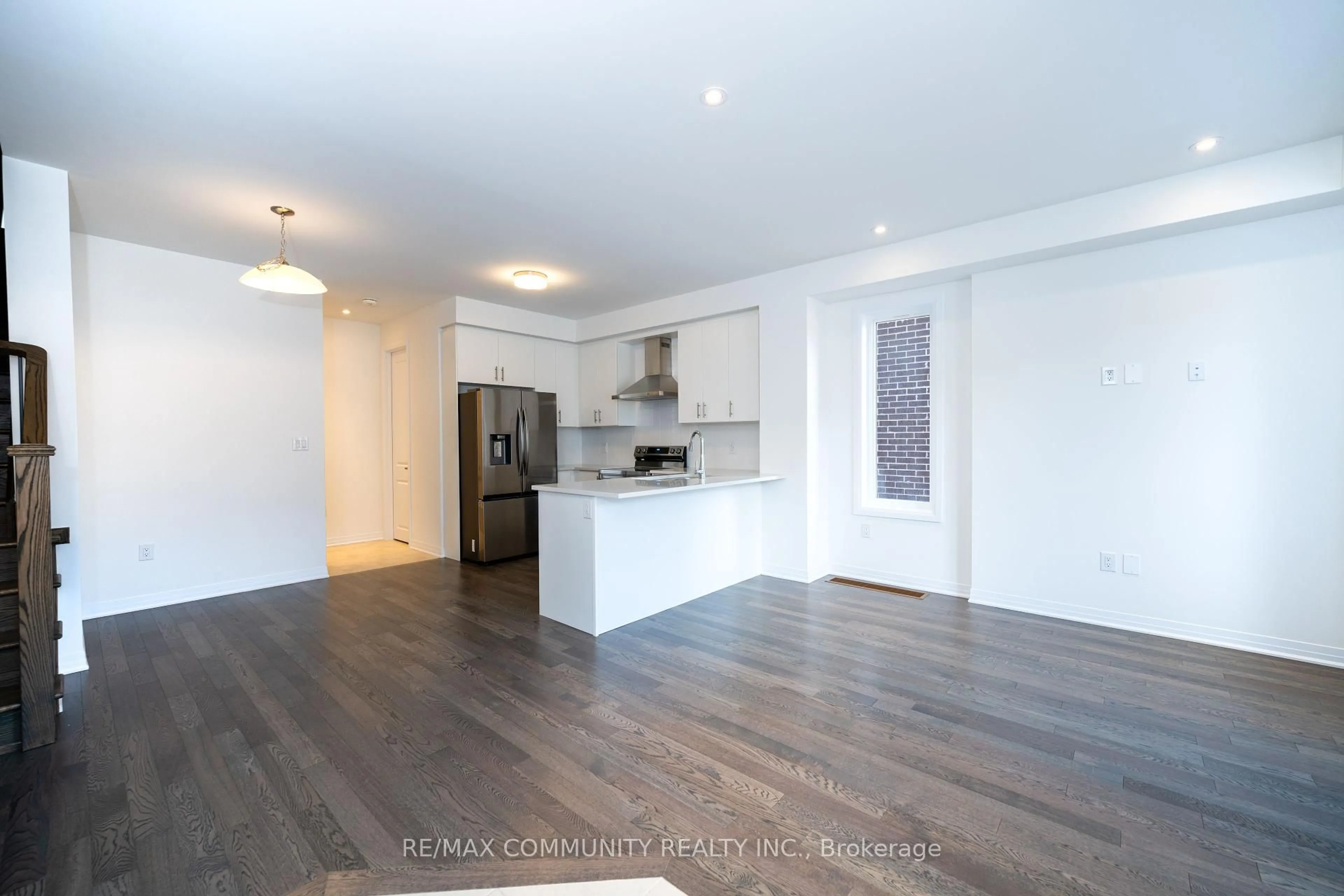 Open concept kitchen, unknown for 3268 Sixth Line, Oakville Ontario L6M 5S9