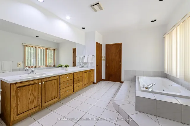 Additional property image - 1411 Beaufort Dr