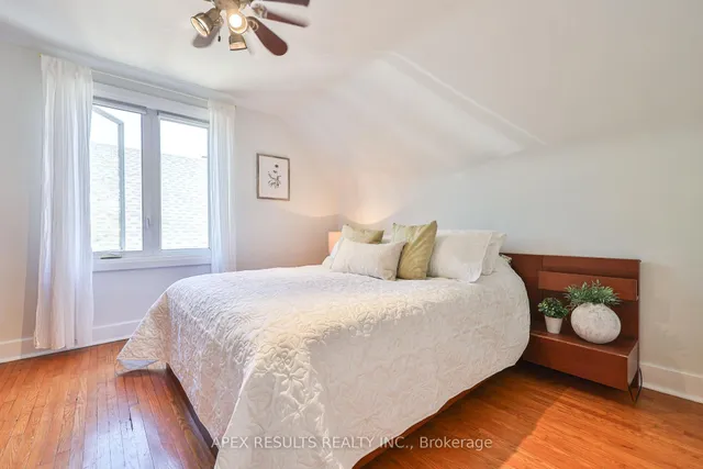 Additional property image - 2260 New St