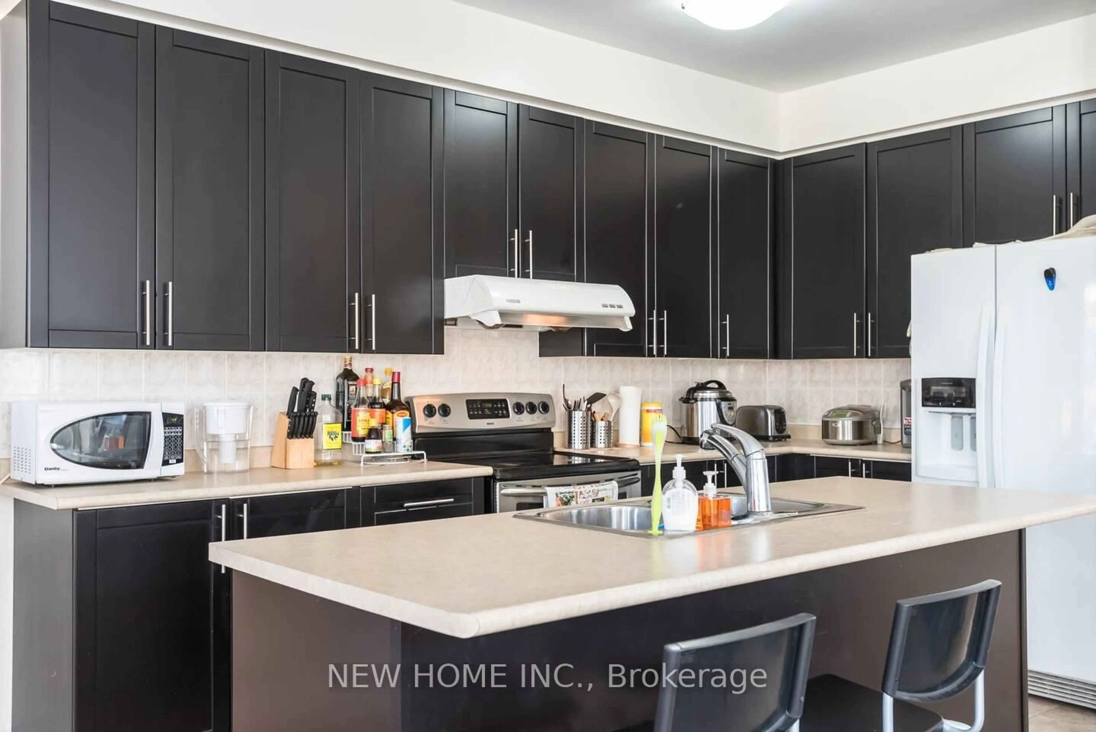 Open concept kitchen, unknown for 31 Leitch Ave, Toronto Ontario M3J 0E6