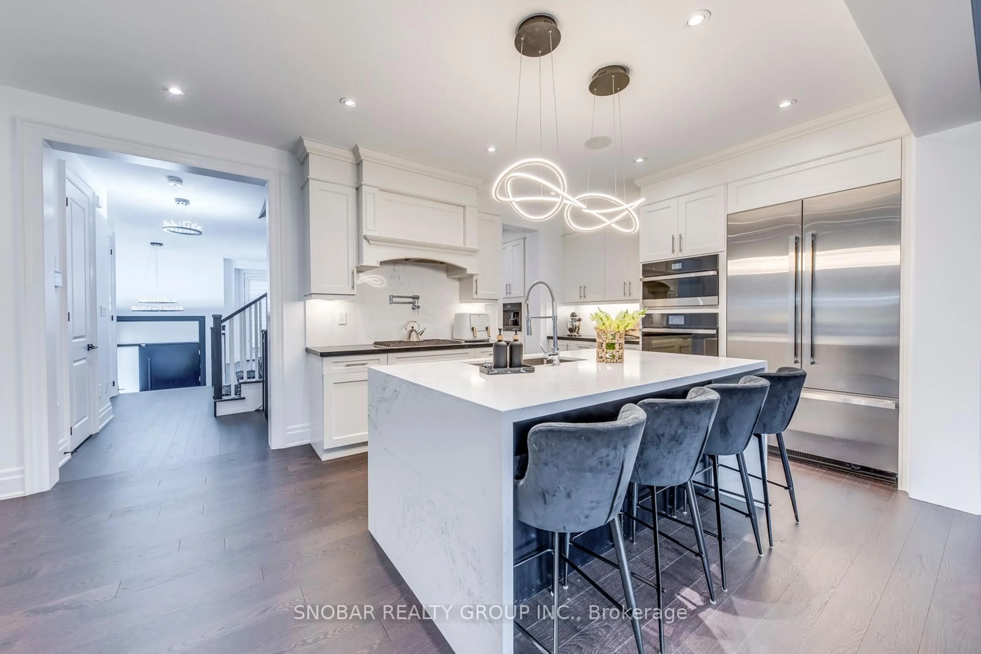 Open concept kitchen, ceramic/tile floor for 18 Chimney Swift Crt, Toronto Ontario M9B 0C6