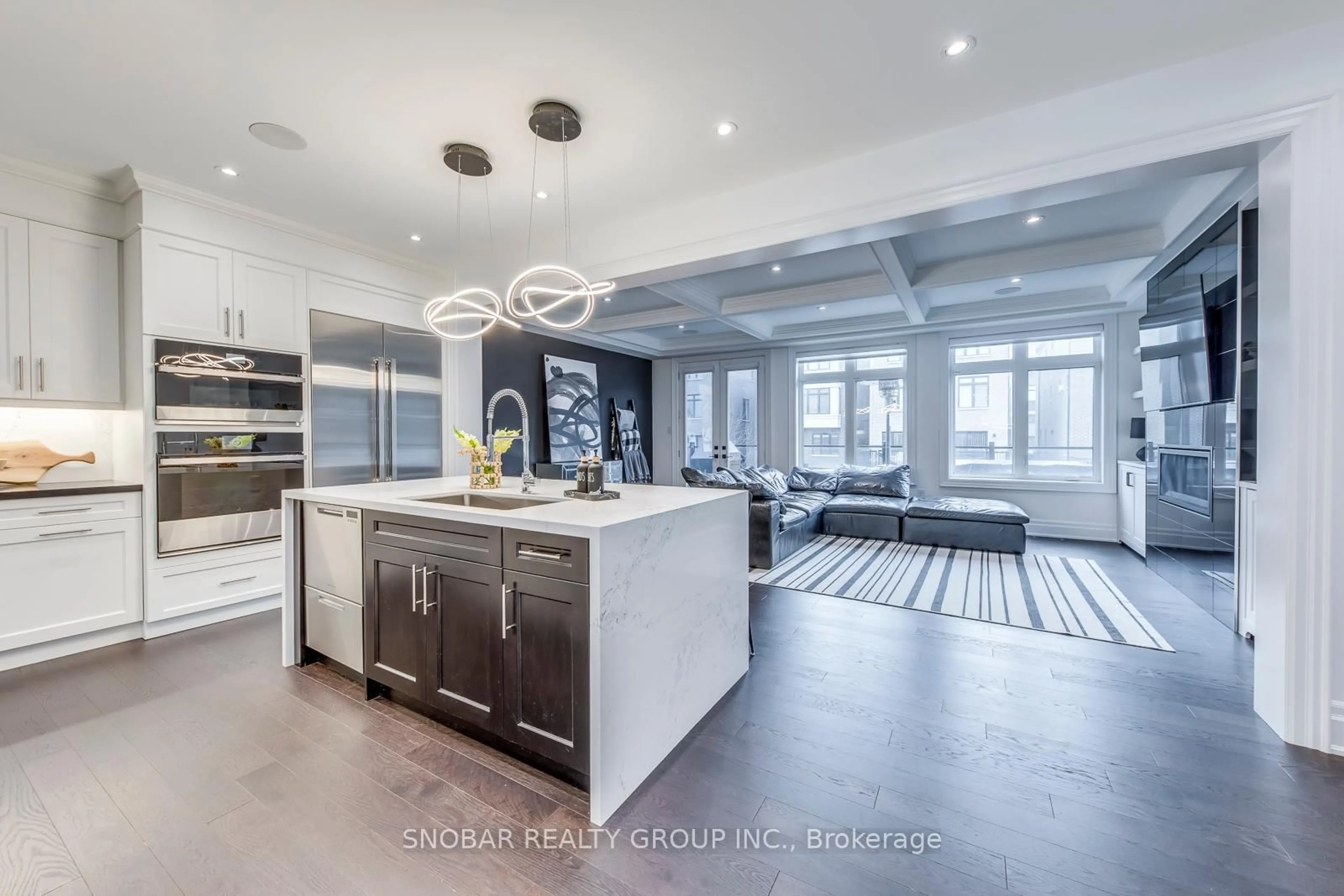 Open concept kitchen, unknown for 18 Chimney Swift Crt, Toronto Ontario M9B 0C6
