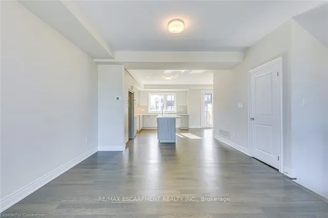 Additional property image - 2273 Turnberry Rd Unit 8