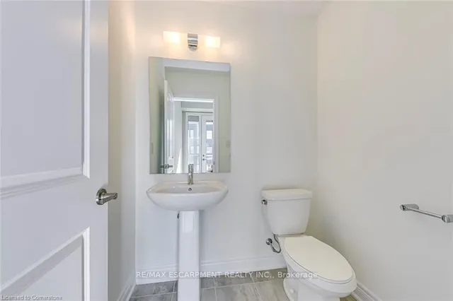 Additional property image - 2273 Turnberry Rd Unit 8