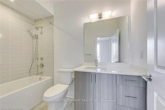 Additional property image - 2273 Turnberry Rd Unit 8