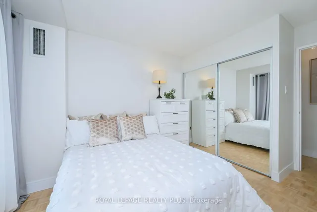 Additional property image - 8 Lisa St Unit 2306