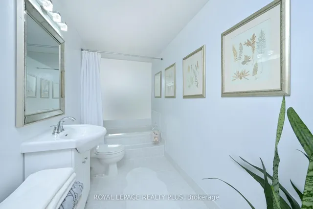 Additional property image - 8 Lisa St Unit 2306