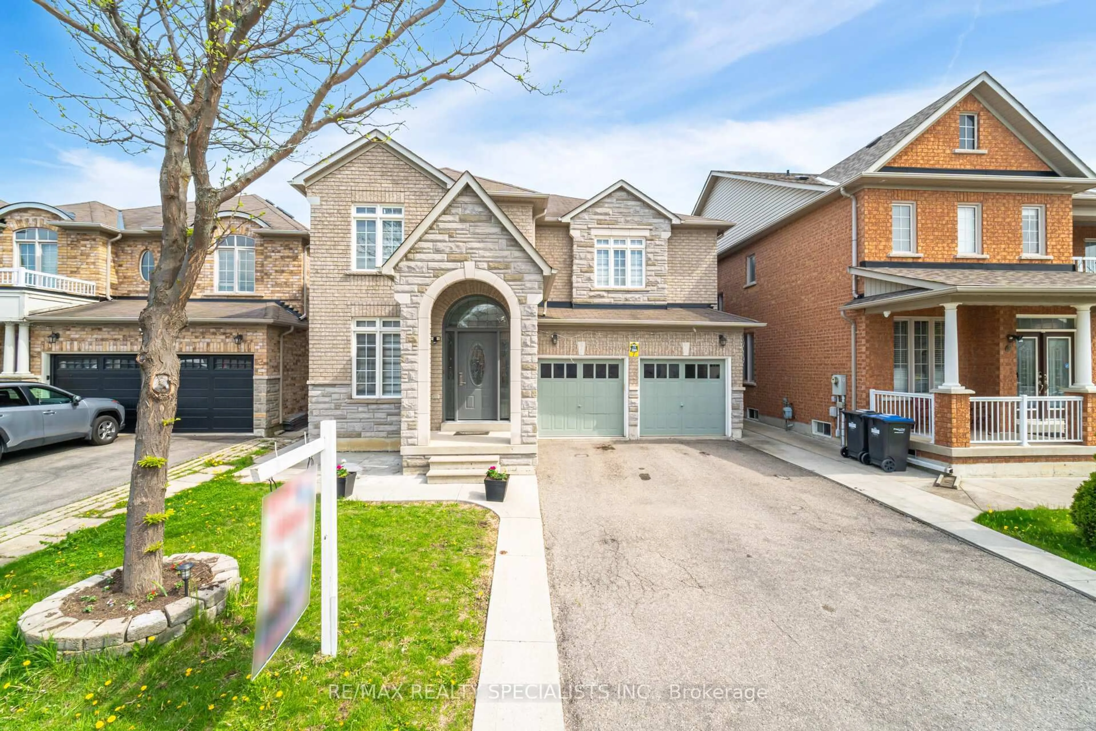 Home with brick exterior material, street for 7 Millsborough Rd, Brampton Ontario L6P 2A1