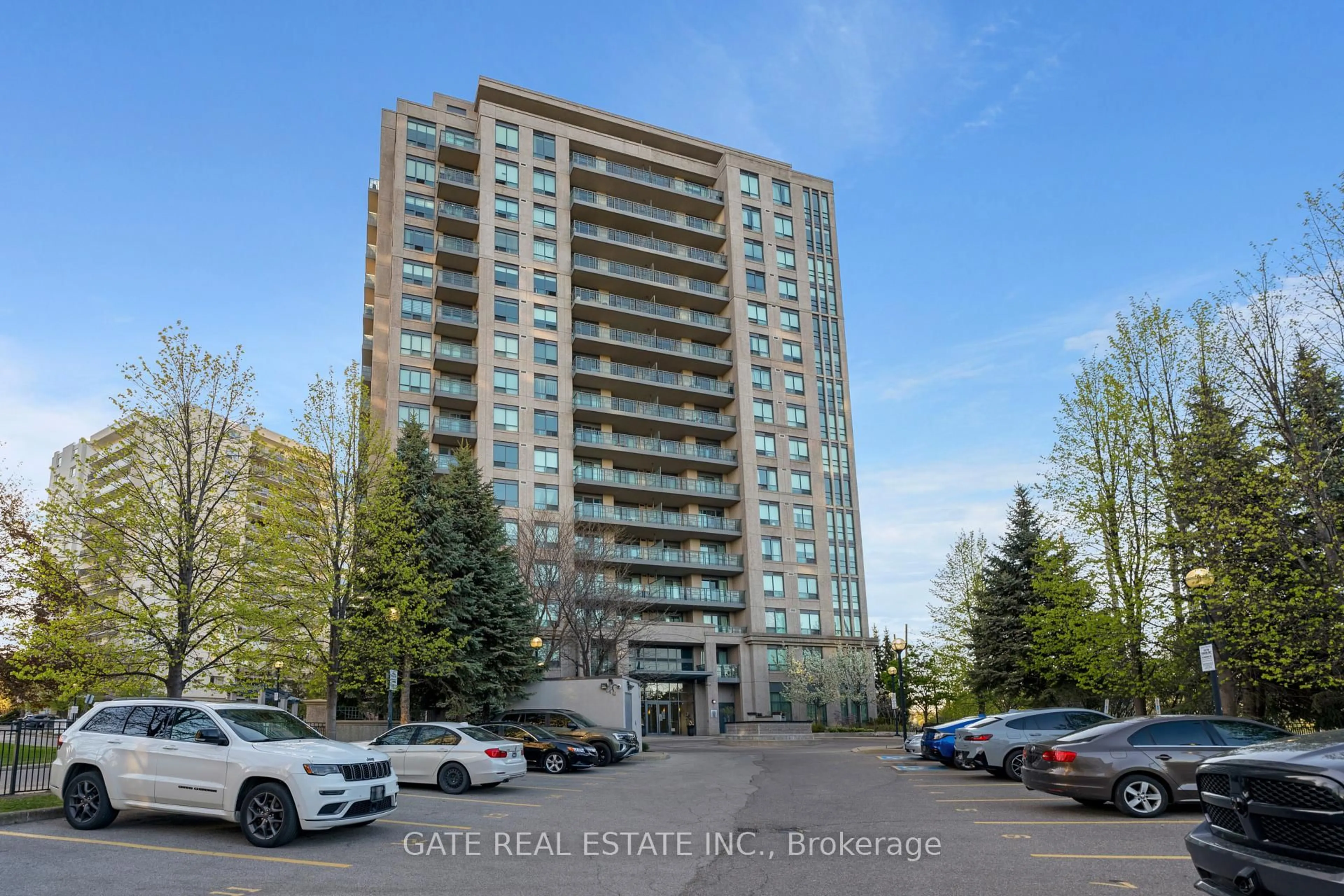 A pic from outside/outdoor area/front of a property/back of a property/a pic from drone, unknown for 38 Fontenay Crt #1605, Toronto Ontario M9A 5H5