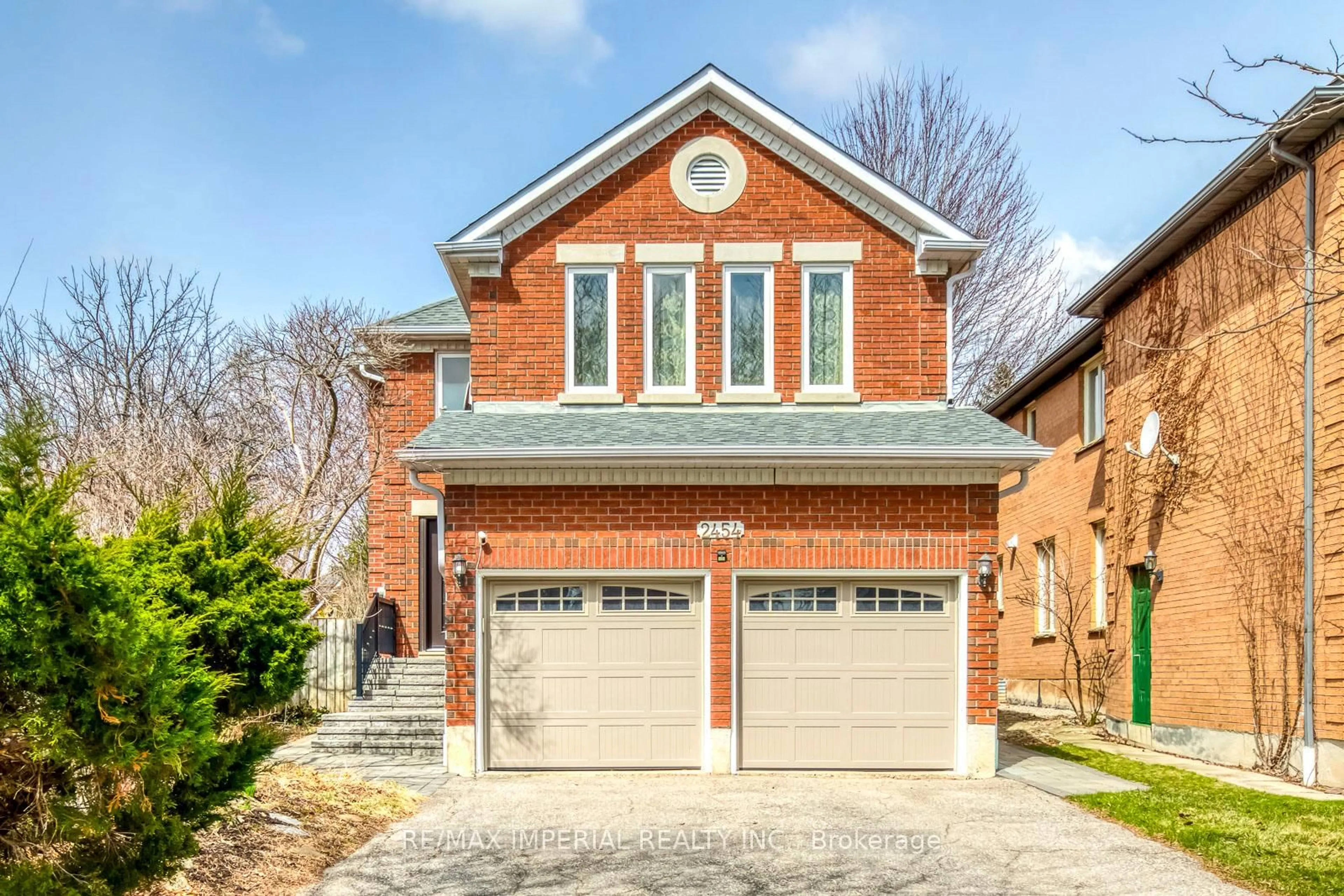 Home with brick exterior material, street for 2454 Willowburne Dr, Mississauga Ontario L5M 5G1