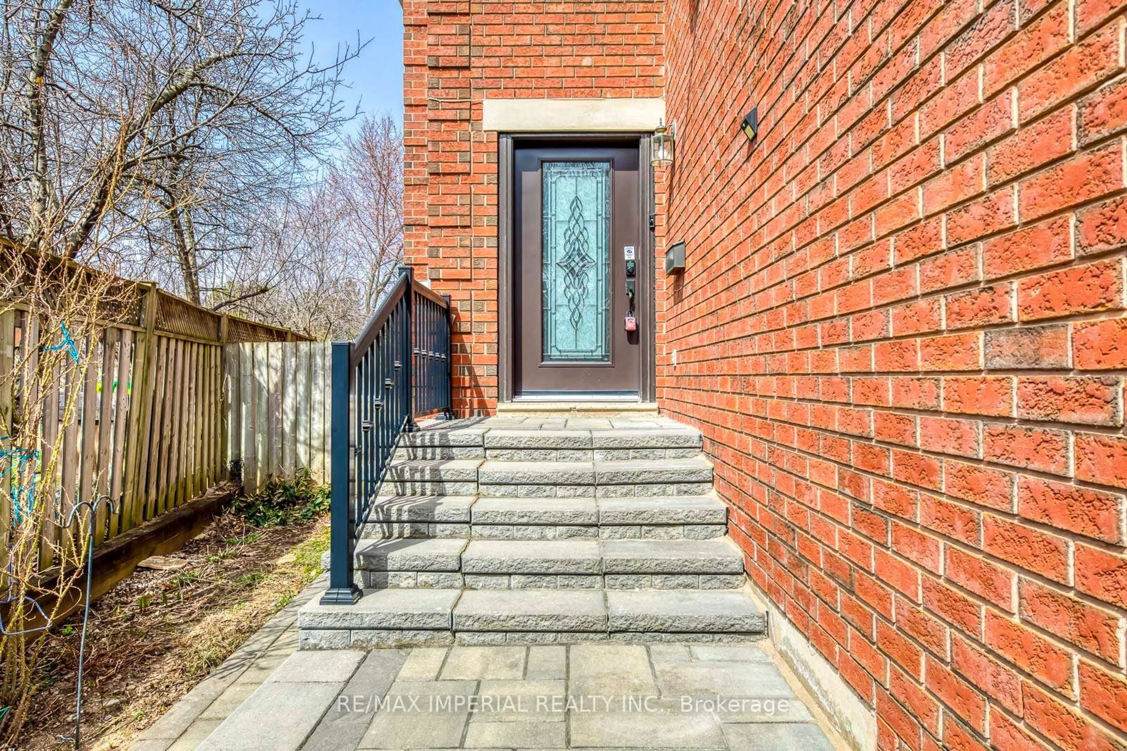 Home with brick exterior material, street for 2454 Willowburne Dr, Mississauga Ontario L5M 5G1