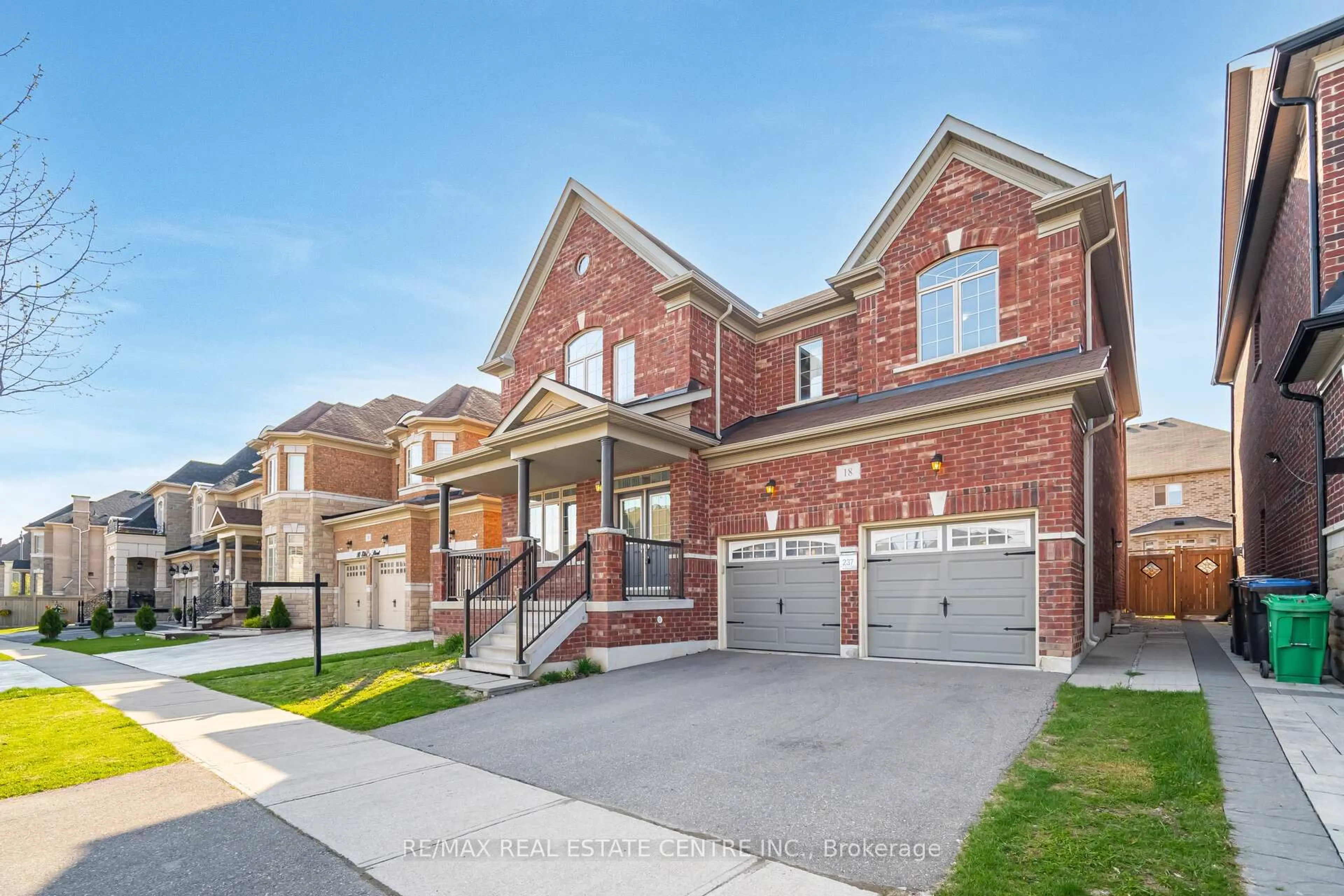 Home with brick exterior material, street for 18 Eltesoro St, Brampton Ontario L6P 4J5