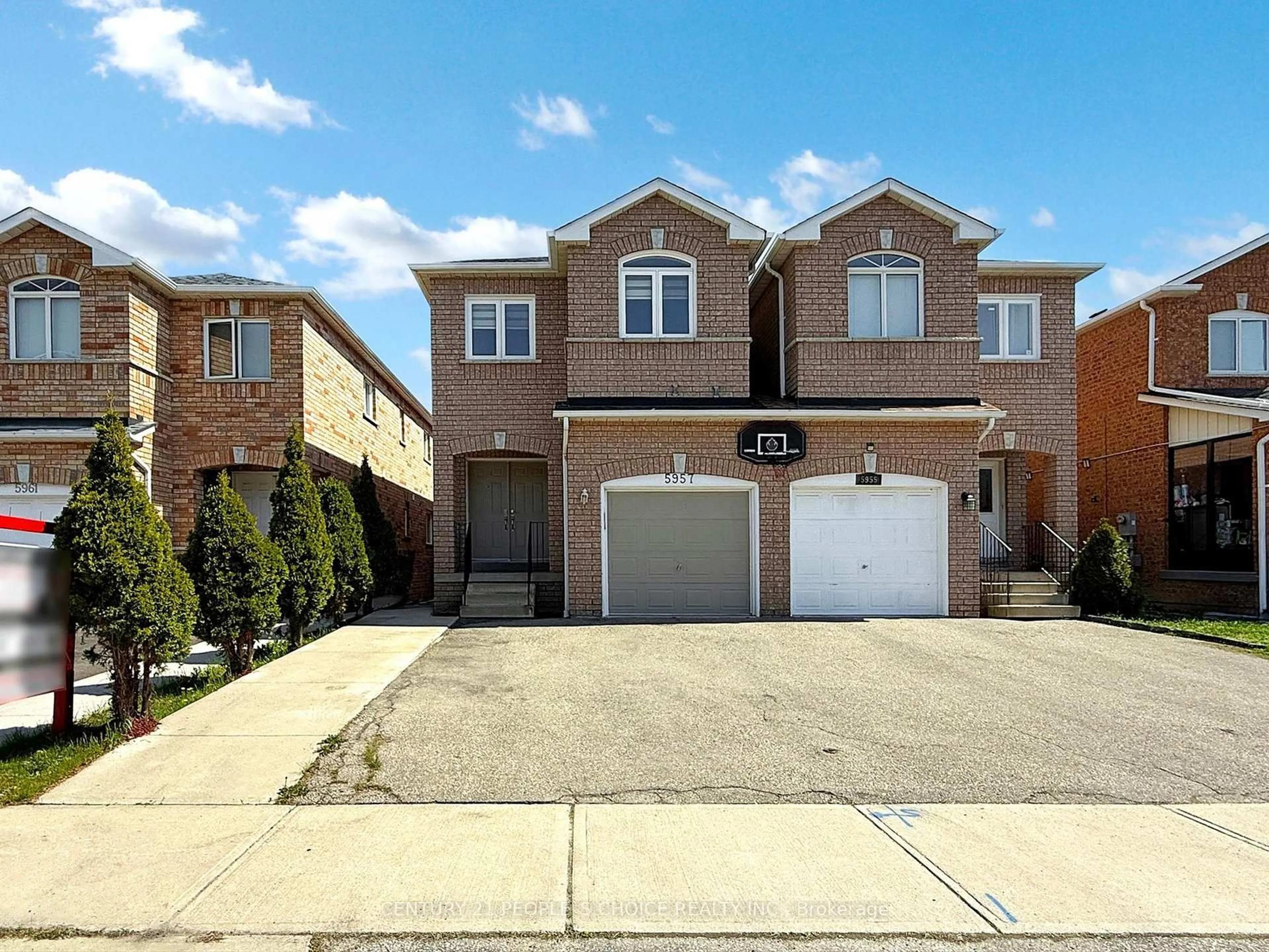 Unknown for 5957 Candlebrook Crt, Mississauga Ontario L5V 2V5