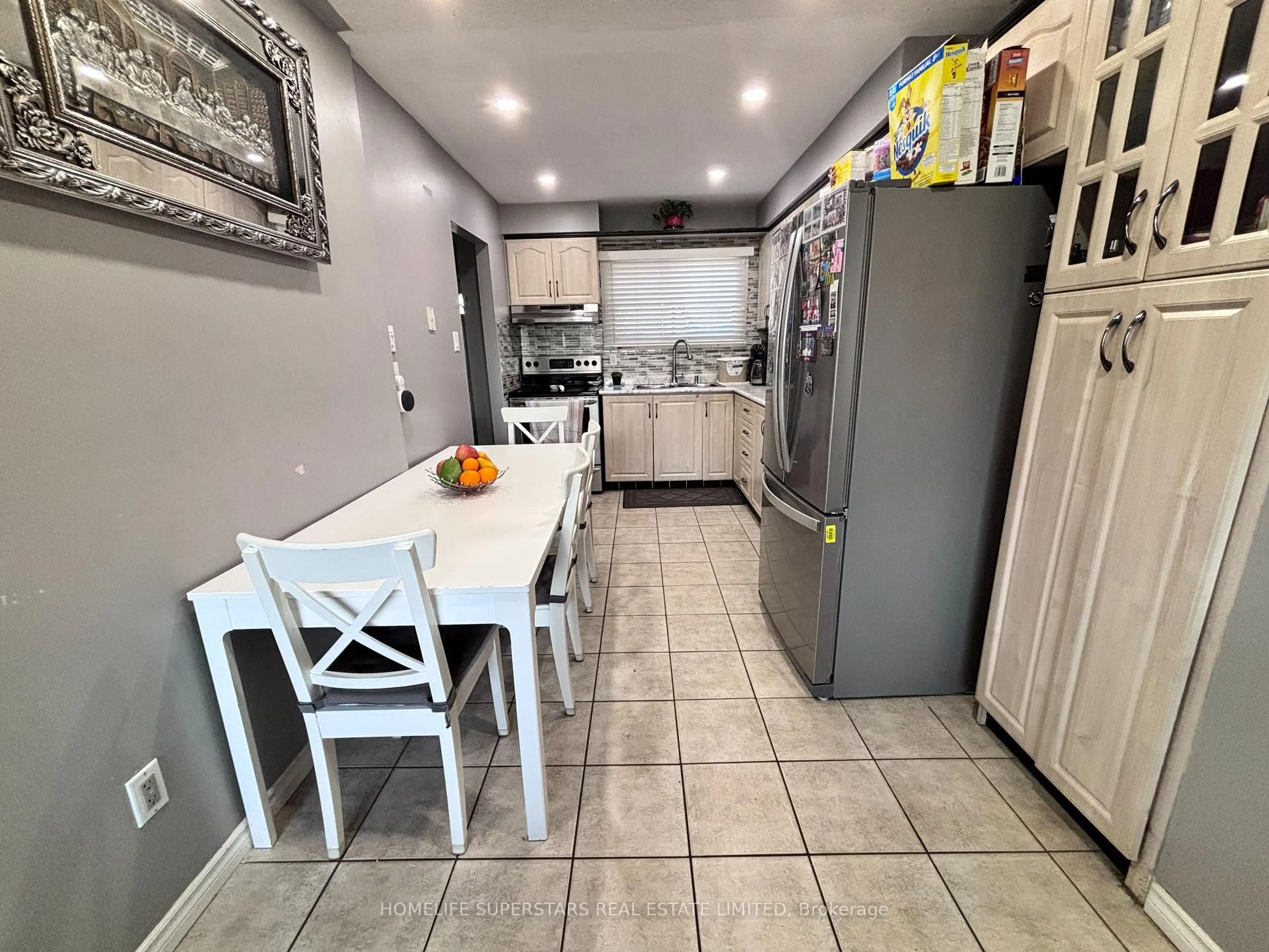 Standard kitchen, ceramic/tile floor for 475 Bramalea Rd #65, Brampton Ontario L6T 2X2