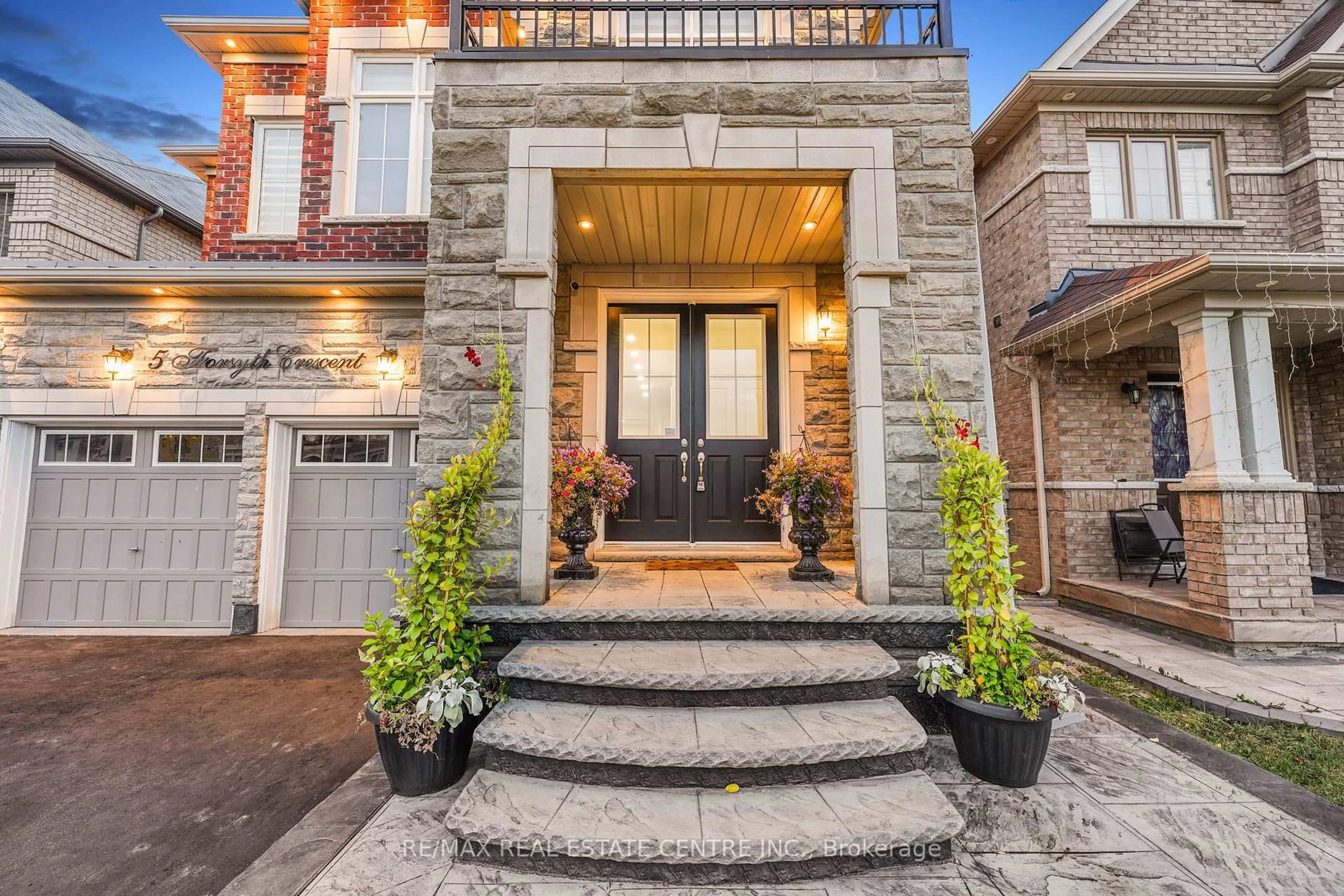 Home with brick exterior material, street for 5 Forsyth Cres, Brampton Ontario L6X 5N2