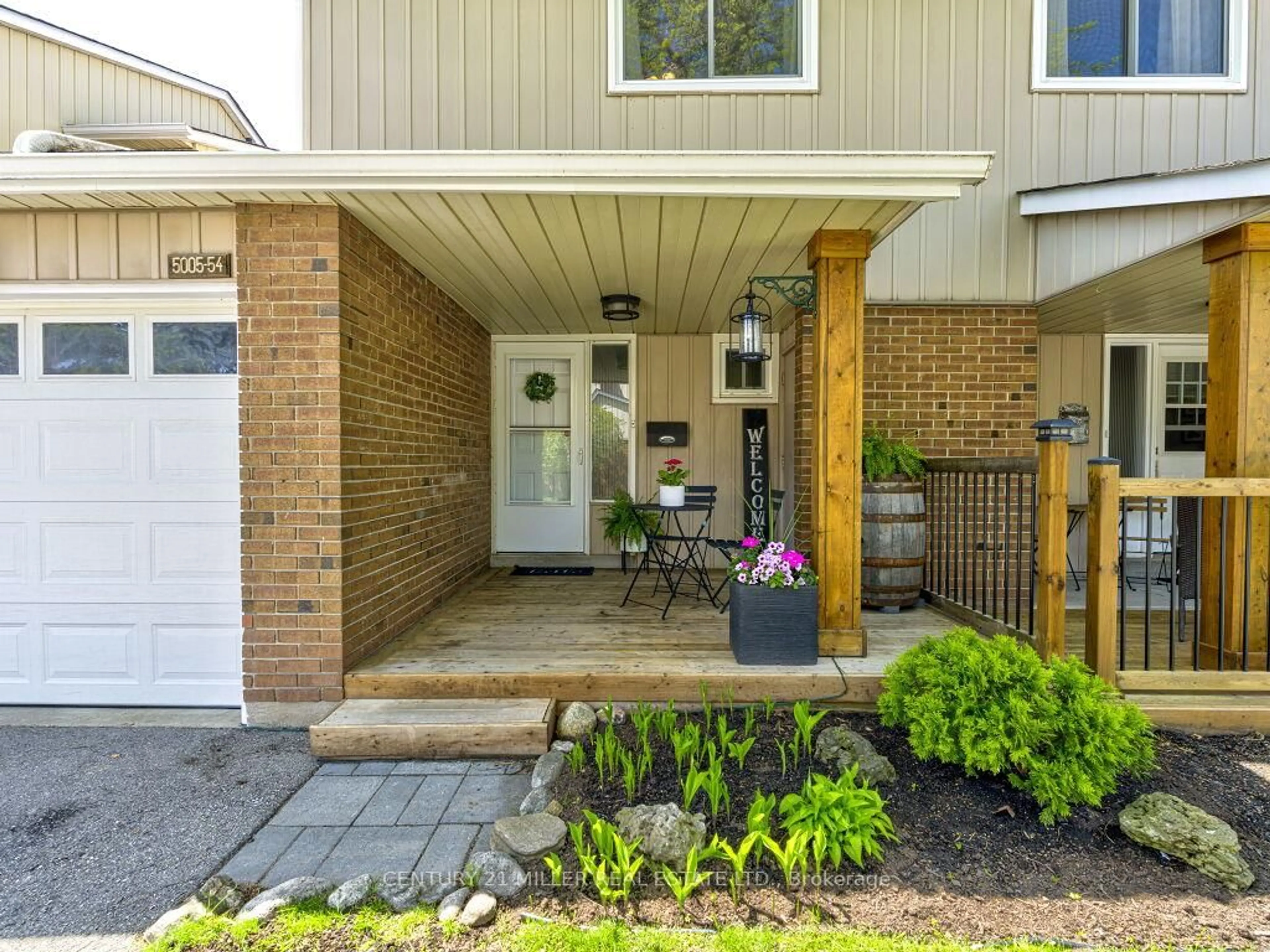 Unknown for 5005 Pinedale Ave #54, Burlington Ontario L7L 5J6