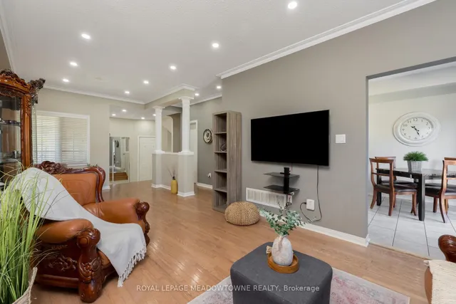 Additional property image - 1876 Stevington Cres
