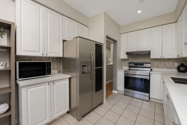 Additional property image - 1876 Stevington Cres
