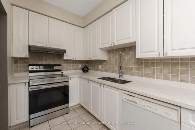 Additional property image - 1876 Stevington Cres