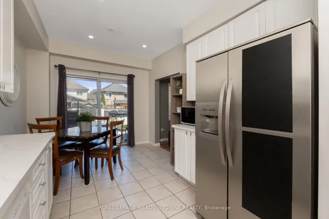 Additional property image - 1876 Stevington Cres