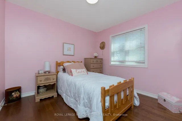 Additional property image - 1876 Stevington Cres
