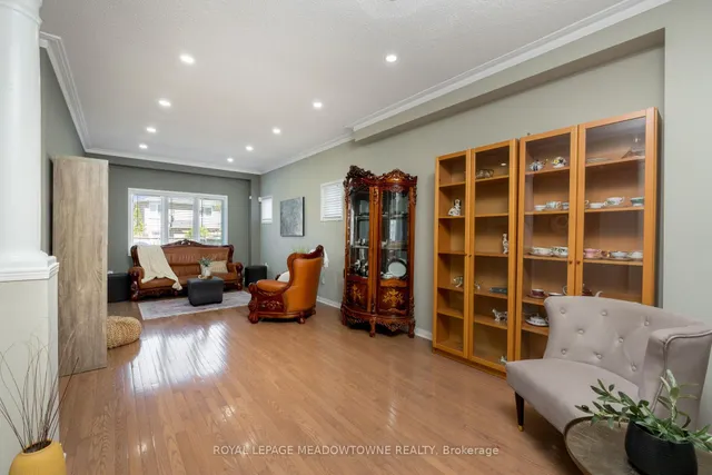 Additional property image - 1876 Stevington Cres