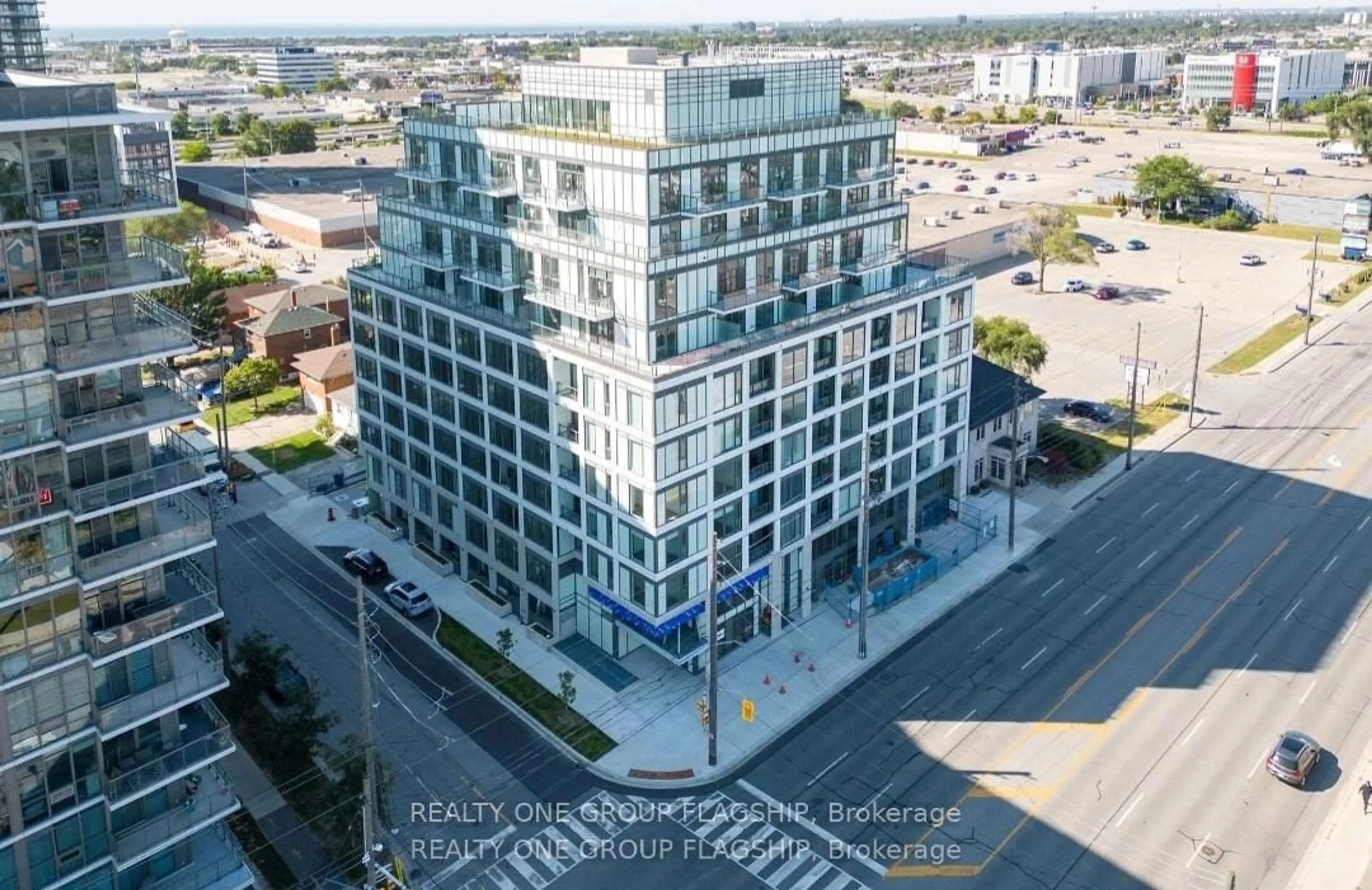 A pic from outside/outdoor area/front of a property/back of a property/a pic from drone, building for 1195 The Queensway Ave #414, Toronto Ontario M8Z 0H1
